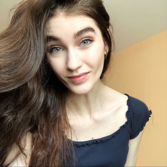 avaelainebrown